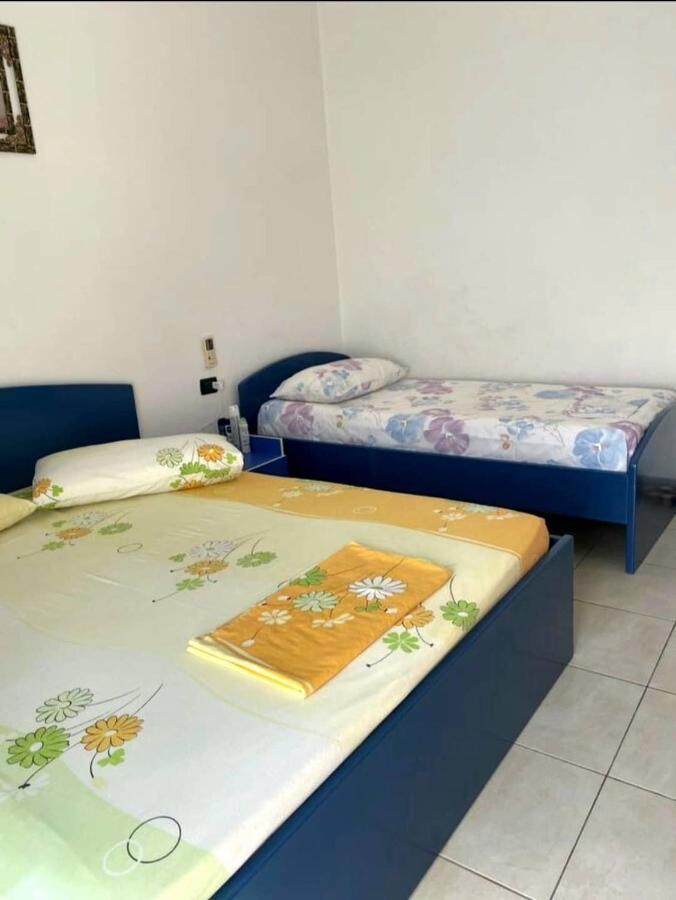 Apartmet Dritan Belulaj Apartamento Orikum Exterior foto