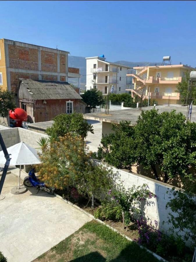 Apartmet Dritan Belulaj Apartamento Orikum Exterior foto